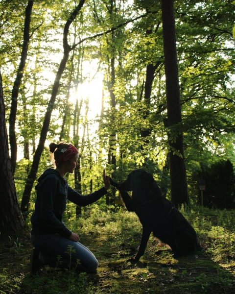 Kristina und Hündin Cindy