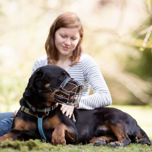 Kristina Anderle mit Patenhund Cäsar